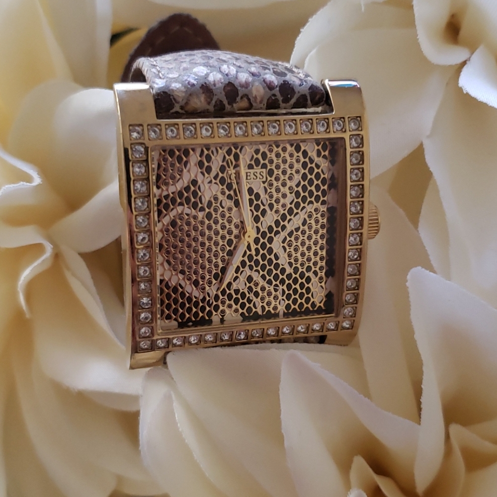 Guess watch